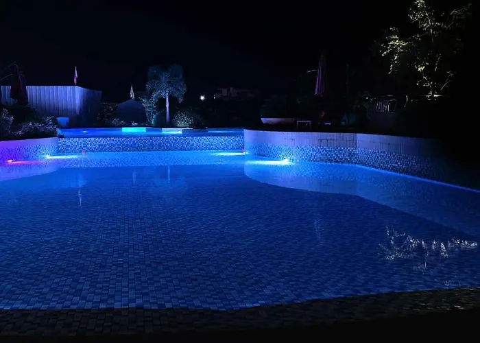 Jm Staycation *